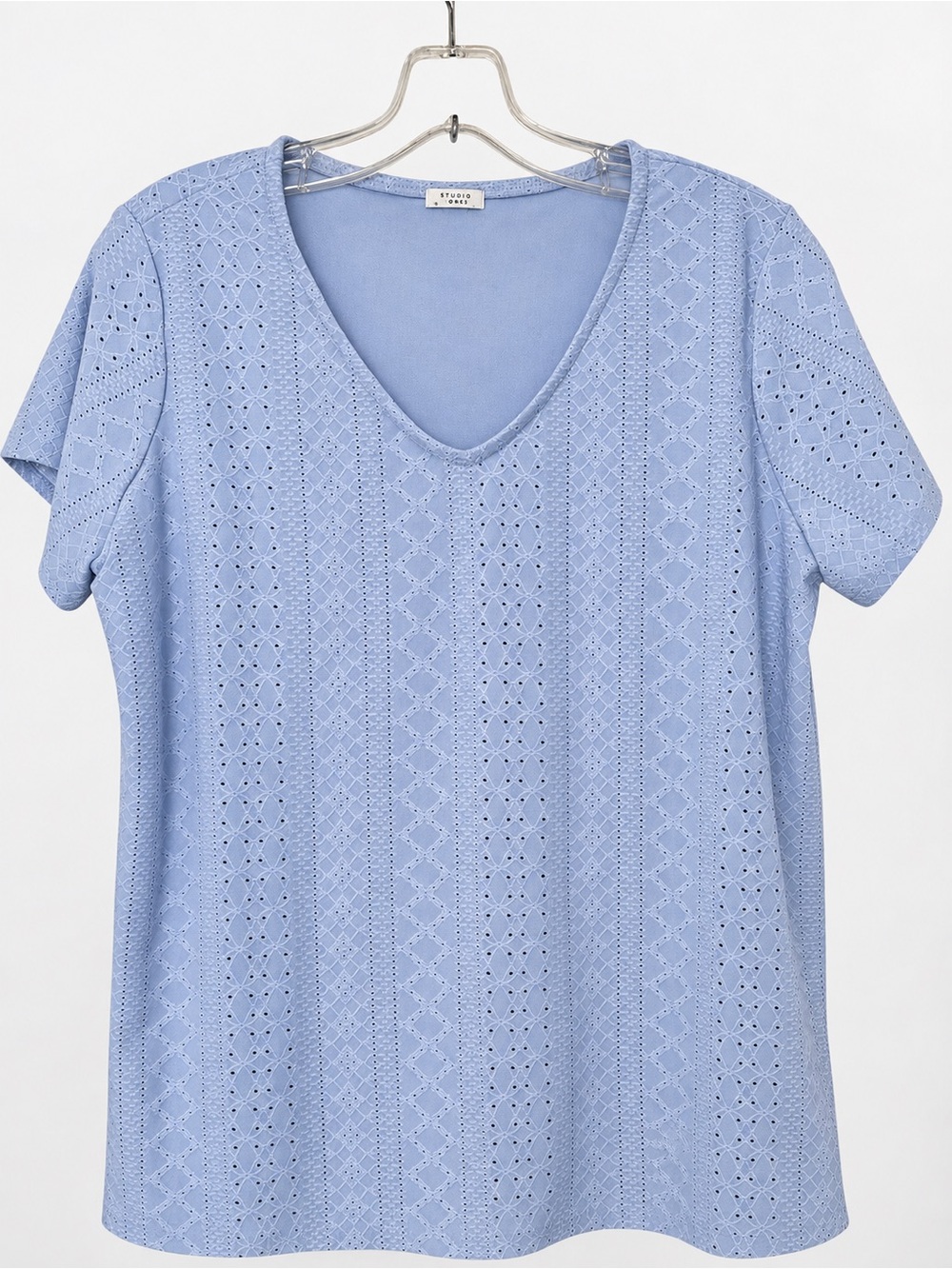 Light Blue Eyelet V-Neck Lined Short Sleeve Top L
